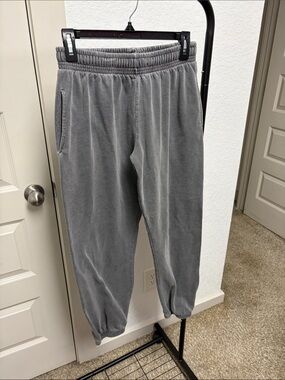 PrettyLittleThing Charcoal Gray Fleece Joggers